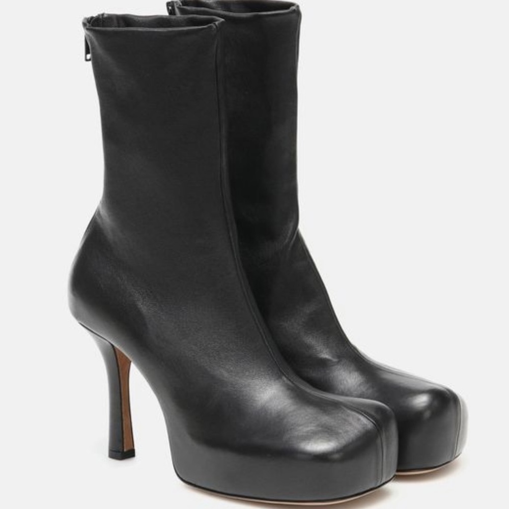 Bottega Veneta Black heel platform bootie Size 36.5